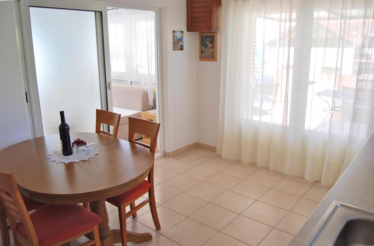 Apartment Lili Splitska Bagian luar foto